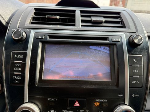 Used 2012 Toyota Camry SE image 11