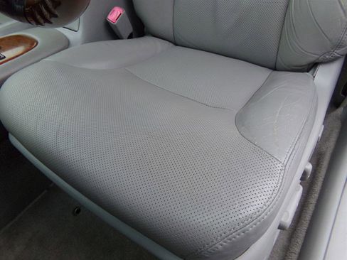 Used 2005 Lexus ES 330 image 26