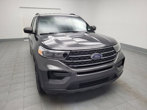 Used 2020 Ford Explorer XLT w/ Class III Trailer Tow Package image 14