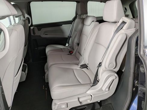 Used 2023 Honda Odyssey EX-L image 26