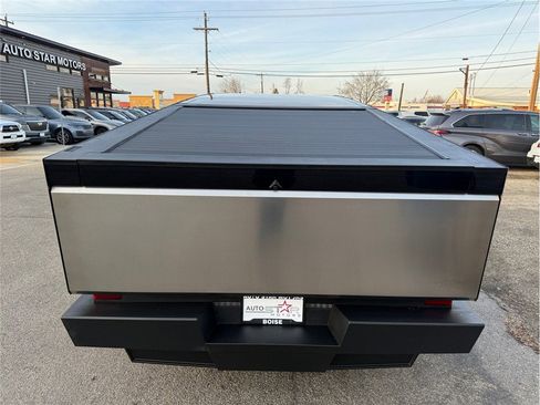 Used 2024 Tesla Cybertruck Cyberbeast image 40