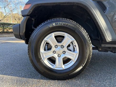 Used 2020 Jeep Wrangler Sport image 10