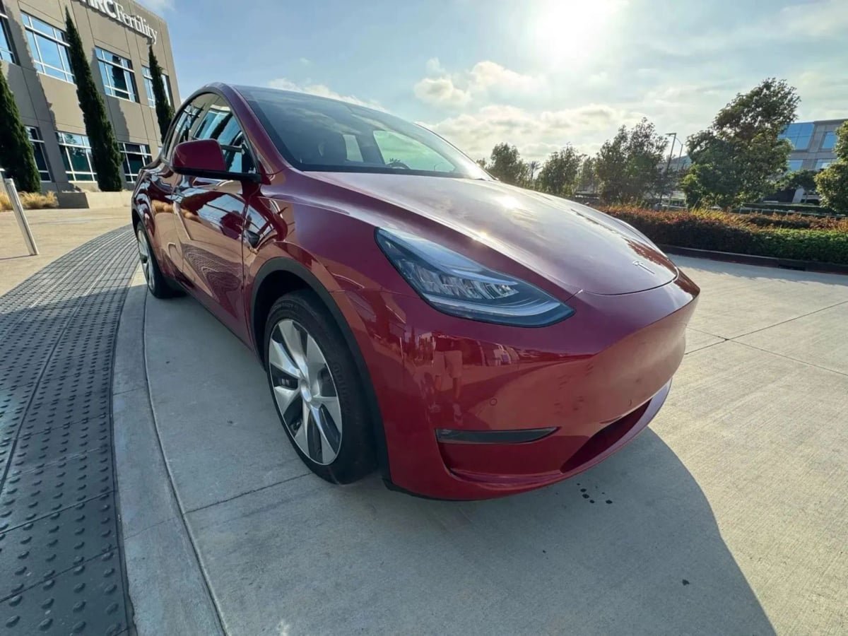 Used 2023 Tesla Model Y Long Range AWD/4WD image 5