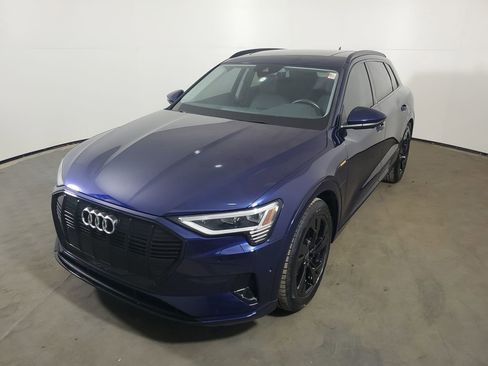 Certified 2021 Audi e-tron Premium w/ Convenience Plus Package image 25