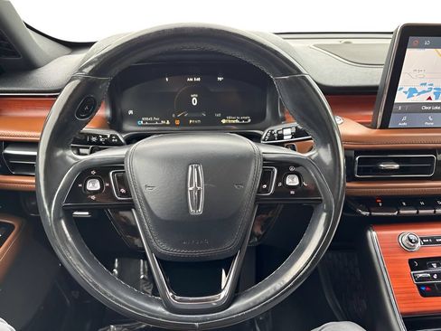 Used 2020 Lincoln Aviator Reserve w/ Equipment Group 201A AWD/4WD image 16
