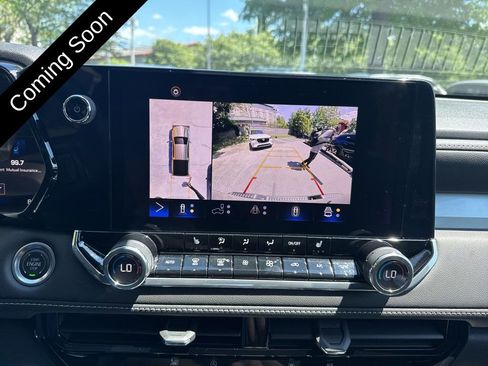 Used 2024 Chevrolet Colorado LT w/ LT Convenience Package II AWD/4WD image 18