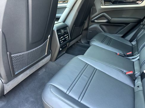 New 2026 Porsche Cayenne Coupe image 13