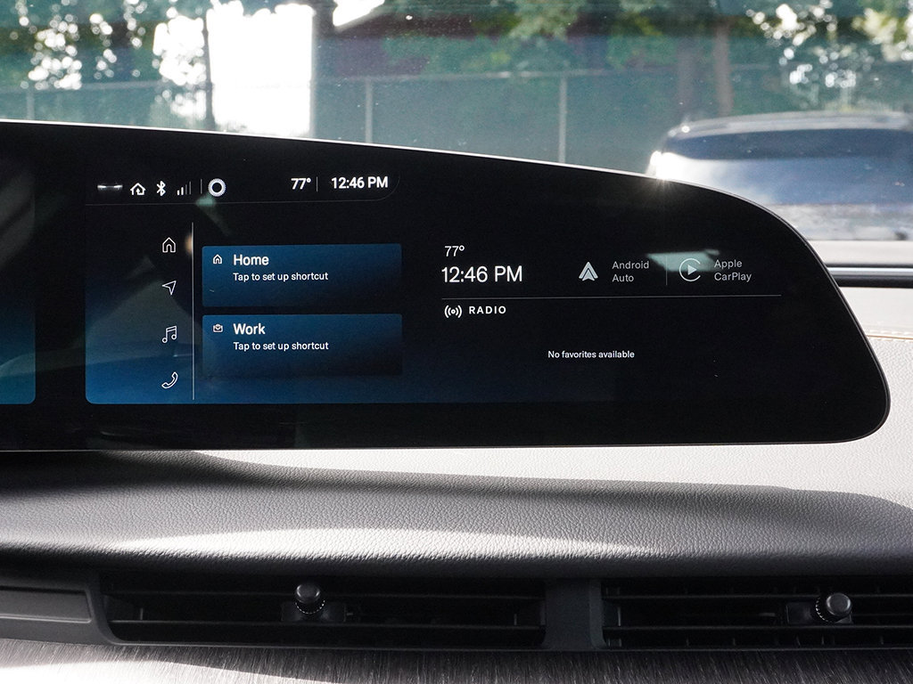 Used 2025 Lucid Air Touring AWD/4WD image 45
