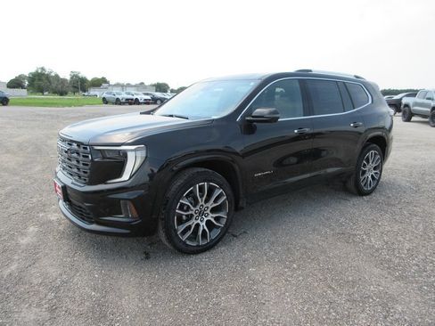 New 2026 GMC Acadia Denali Ultimate AWD/4WD image 10