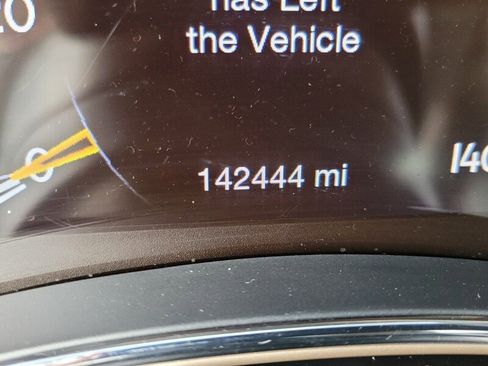 Used 2017 Jeep Grand Cherokee Limited w/ Luxury Group II image 27