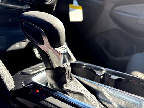 New 2026 Chevrolet TrailBlazer LT w/ LT Cold Weather Package FWD image 15
