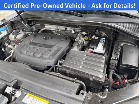 Used 2021 Volkswagen Tiguan SE w/ Panoramic Sunroof Package FWD image 26