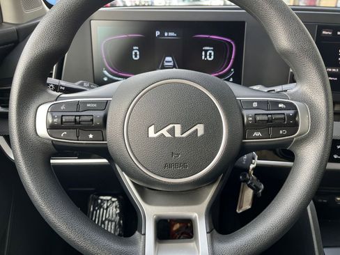 Used 2024 Kia Sportage LX image 28