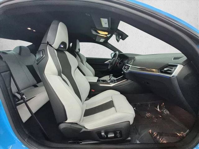 Used 2023 BMW M4 Competition RWD image 21