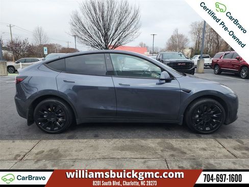 Used 2023 Tesla Model Y Long Range image 10