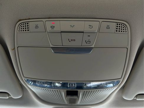 Used 2019 Mercedes-Benz C 300 4MATIC Sedan image 41