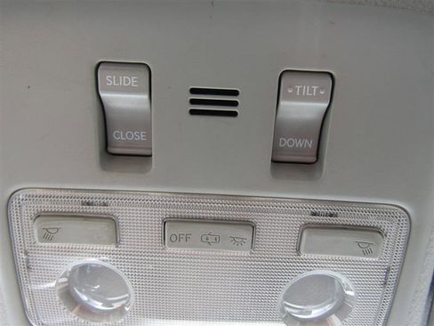 Used 2013 Toyota Prius C Four image 24