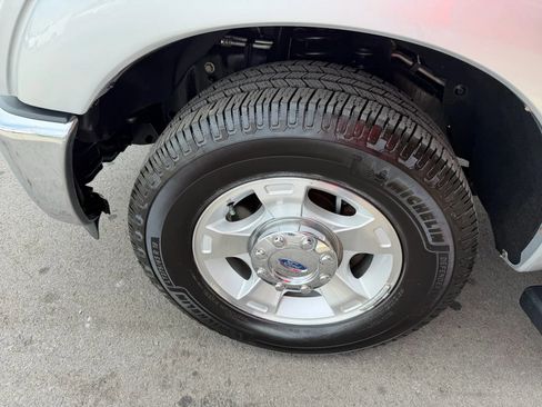 Used 2015 Ford F250 XLT w/ XLT Value Package image 15