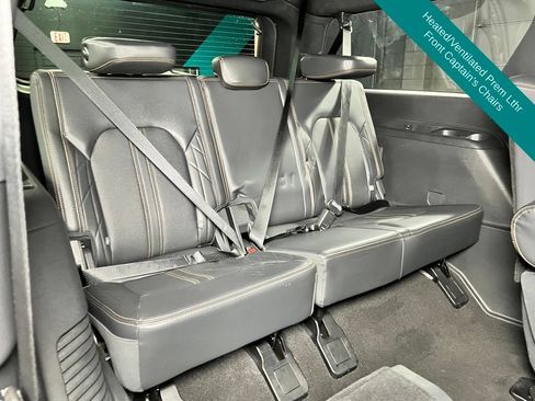 Used 2024 Ford Expedition Max Platinum AWD/4WD image 22