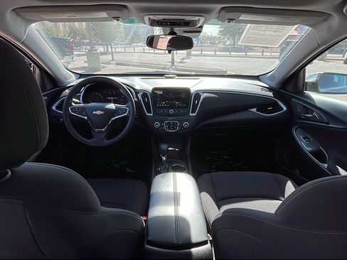 Certified 2024 Chevrolet Malibu LT image 25