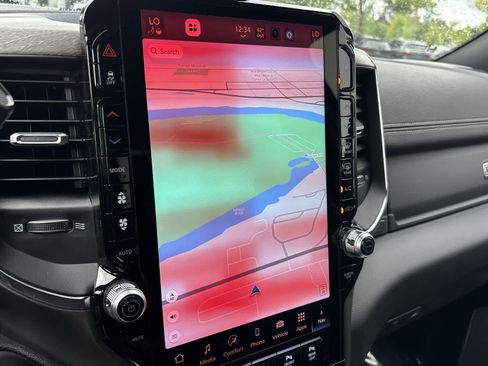 New 2026 RAM 3500 Laramie AWD/4WD image 21