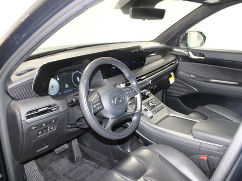 Used 2024 Hyundai Palisade Calligraphy image 22