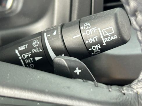 Used 2024 Honda Odyssey Touring image 31