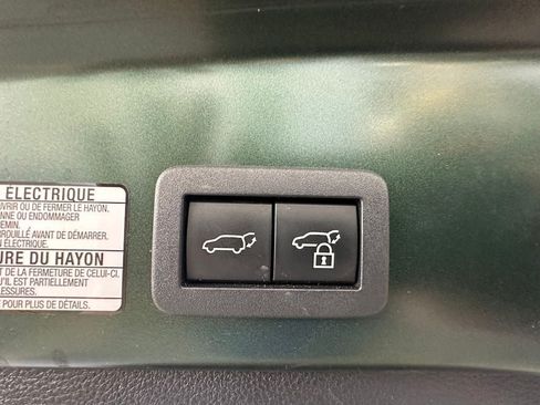 Used 2024 Toyota Corolla Cross XLE w/ Convenience Package AWD/4WD image 7