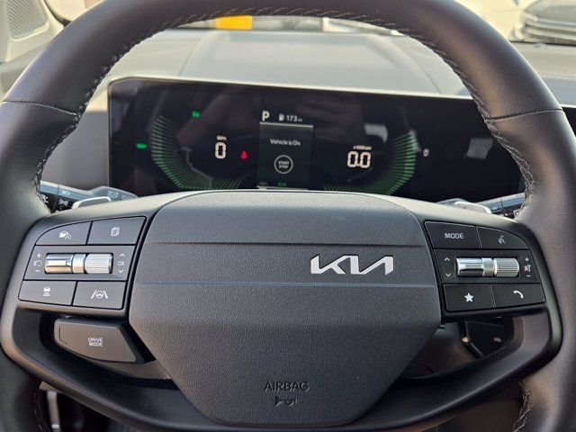 Used 2026 Kia Sportage LX FWD image 24