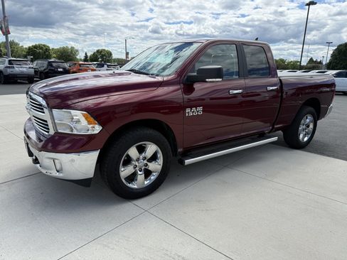 Used 2017 RAM 1500 Big Horn AWD/4WD image 4