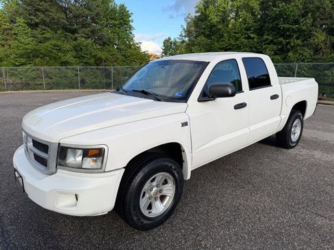 Used 2009 Dodge Dakota Big Horn w/ Extra Security Group RWD image 29