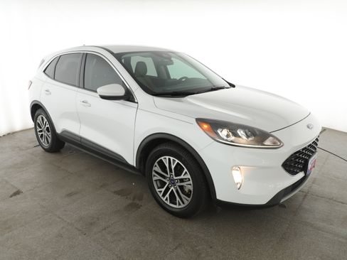 Used 2022 Ford Escape SEL FWD image 3