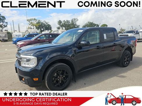 Used 2023 Ford Maverick XLT image 1