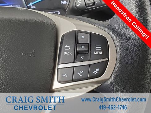 Used 2022 Ford Explorer XLT w/ Equipment Group 202A image 7