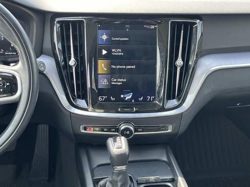 Used 2020 Volvo V60 T5 Momentum w/ Protection Package image 16