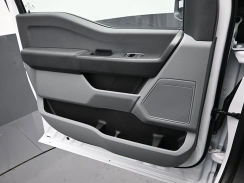 New 2026 Ford F250 XL w/ F-250 >10K GVWR Package AWD/4WD image 15