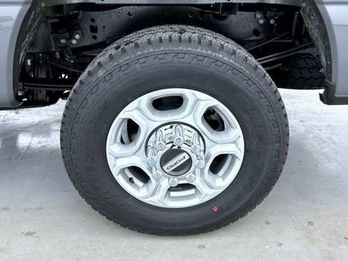 New 2026 Ford F250 XLT w/ FX4 Off-Road Package image 22