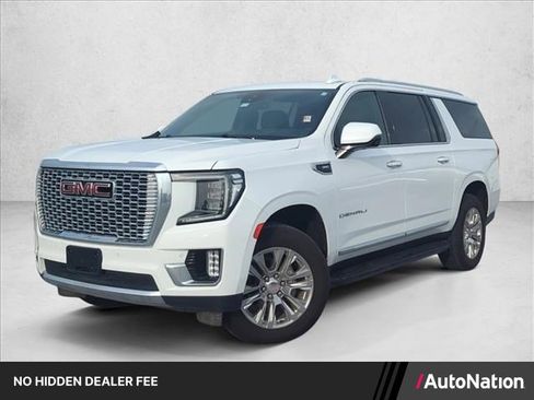 Used 2023 GMC Yukon XL Denali AWD/4WD image 1