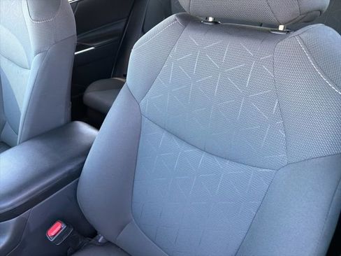 Certified 2024 Toyota RAV4 XLE image 21