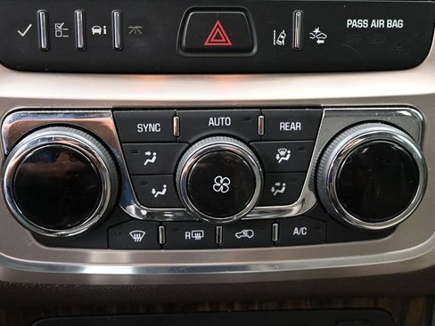 Used 2014 GMC Acadia Denali FWD image 8