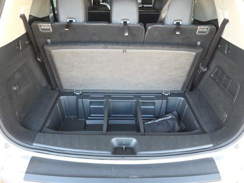 Used 2023 Nissan Pathfinder SL image 52