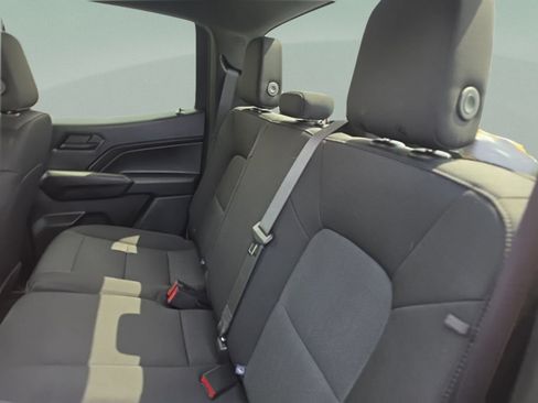 Used 2023 Chevrolet Colorado W/T RWD image 24