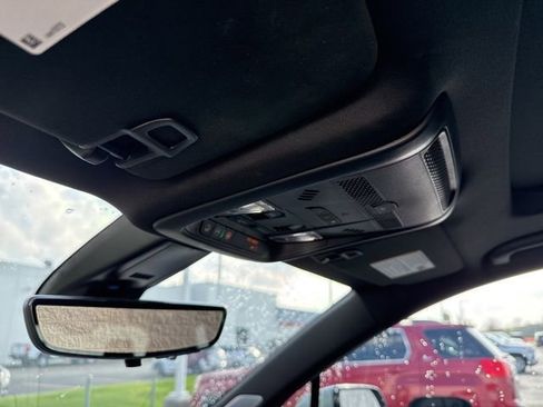 Used 2024 Cadillac XT6 Premium Luxury w/ Technology Package image 23