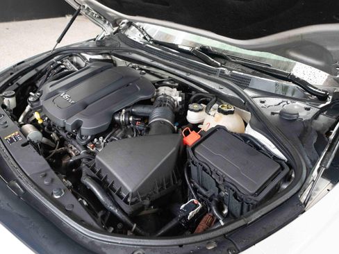 Used 2018 Buick LaCrosse Essence FWD image 32