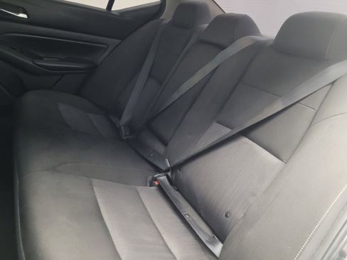 Used 2020 Nissan Altima 2.5 S FWD image 18