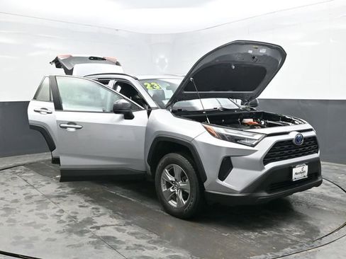 Used 2023 Toyota RAV4 LE image 39