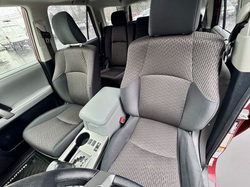 Used 2013 Toyota 4Runner SR5 w/ Convenience Pkg AWD/4WD image 12