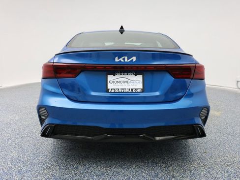 Used 2023 Kia Forte GT-Line w/ GT-Line Premium Package image 4