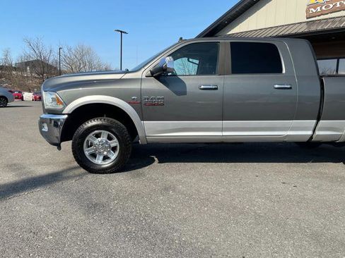 Used 2013 RAM 2500 Laramie w/ Convenience Group image 2