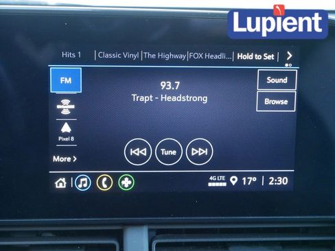 Used 2024 Chevrolet Trax RS image 21